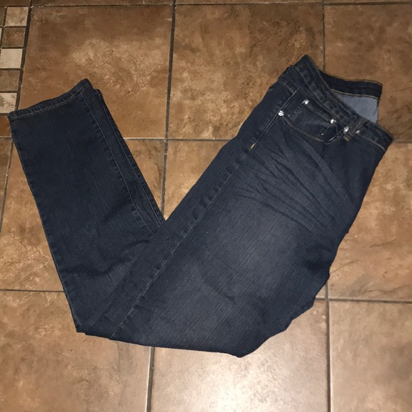 Women’s V.I.P. Stretch Jeans - Picture 1 of 11